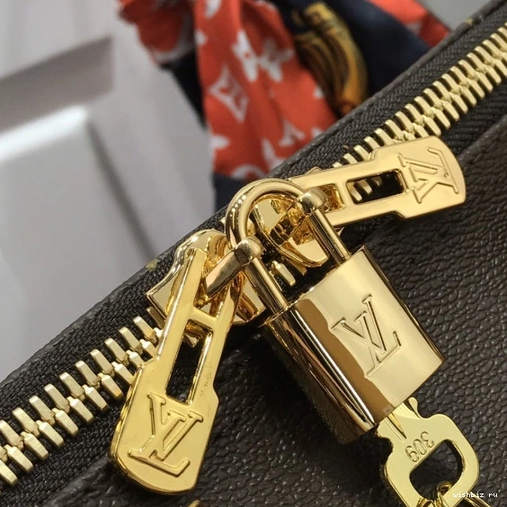 WIS BANDOULIÈRE KEEPALL 50 VUITTON LOUIS 0313